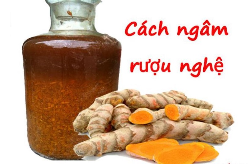 rượu nghệ bóp gà chọi